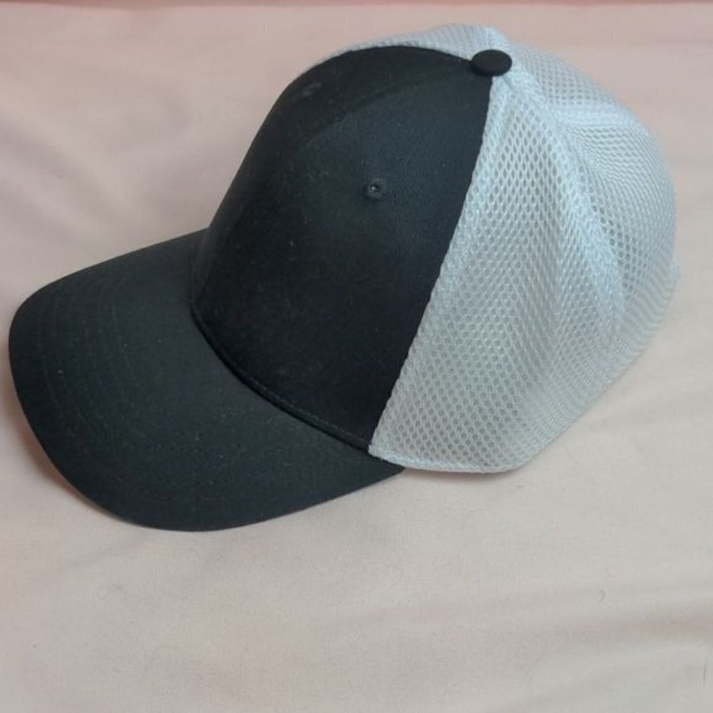 Outdoor Cap Black And White Trucker Cap